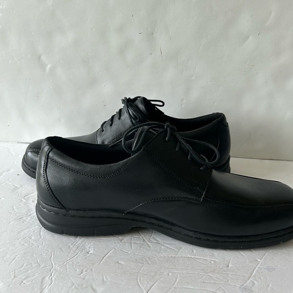 Dunham by New Balance dress shoes black size 14 E
Lace up - Picture 7 of 9